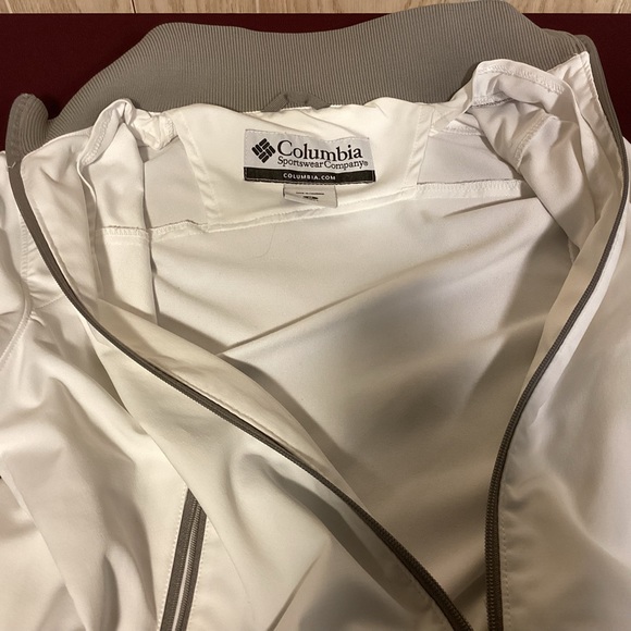 Columbia Womens lightweight zip up jacket size medium - Picture 9 of 12